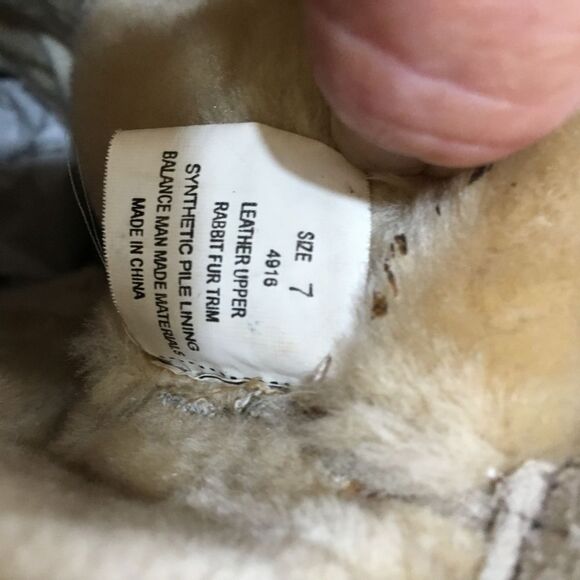 MINNETONKA LEATHER CARSON MUKLUK BOOTS - Picture 8 of 12